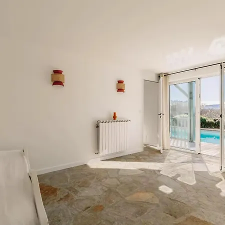 Errobi Villa *